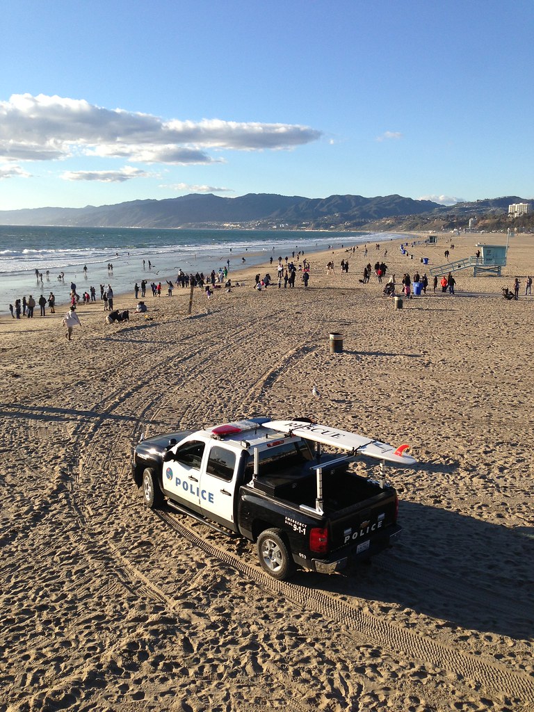 Culpan a tres hombres por muerte de surfistas en Baja California